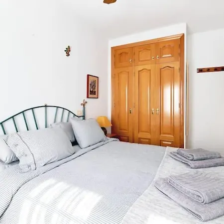 Magerit, Entire 5 Minutes Easy Walk To Sandy *