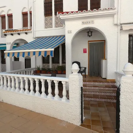 Magerit, Entire 5 Minutes Easy Walk To Sandy Сasa de vacaciones