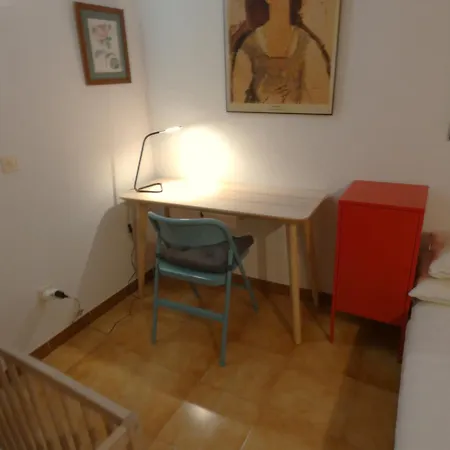 Holiday home Magerit, Entire 5 Minutes Easy Walk To Sandy